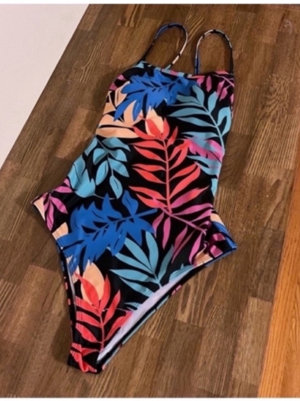 CUPSHE Tropical Leaf Print Printed One Piece Swimsuit Bathing Suit NWT Sz M